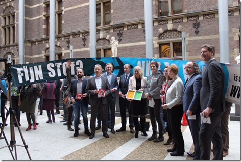 petitie laagvliegroute 090