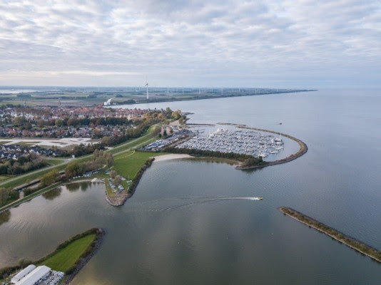 Ruim 300 belanghebbenden in gesprek over toekomst Noord-Hollandse IJsselmeerkust