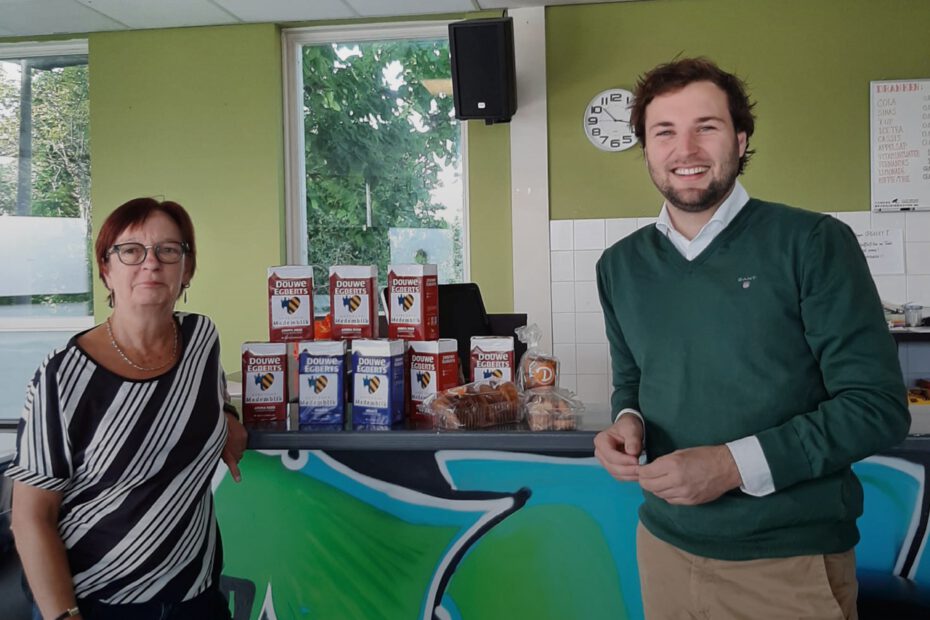 Hart voor Medemblik sponsort jaar lang de koffie voor de Huiskamer van Andijk!